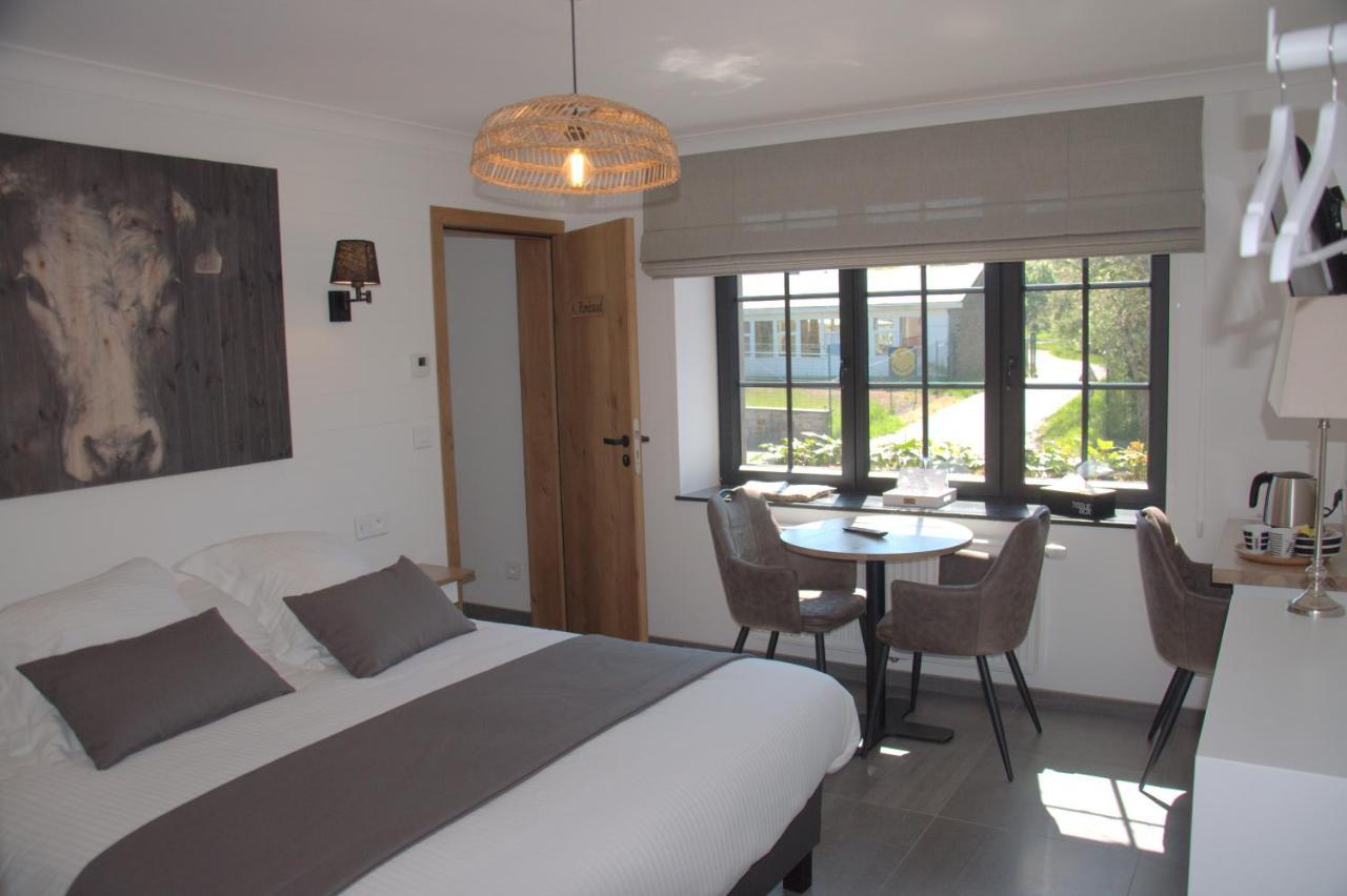 Auberge La Hutte Lurette Paliseul Luaran gambar